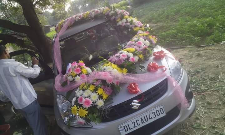 wedding car decoration (24) < Flowers Delivery Gurgaon