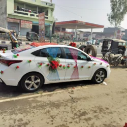 Fresh flower wedding car decoration